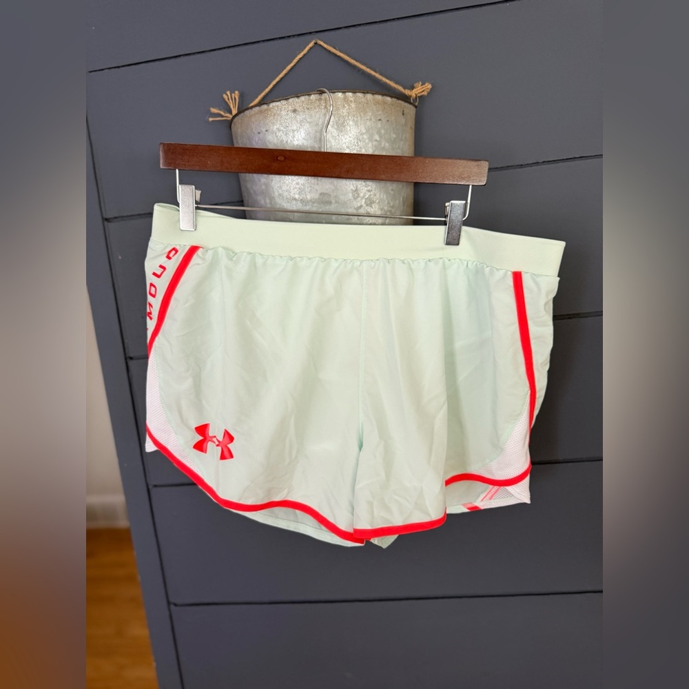 Under Armour Women's Fly-By 2.0 running shorts size xl blue